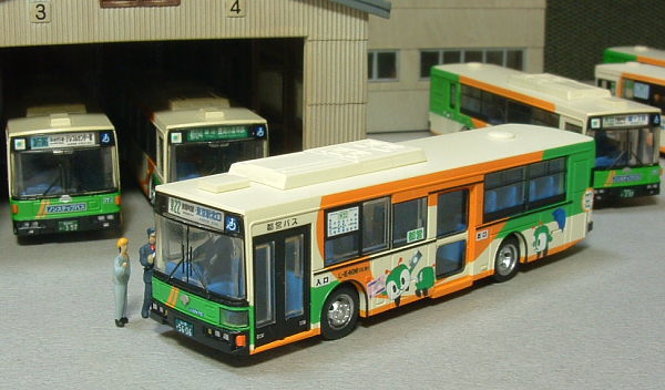 L-E406みんくるバス